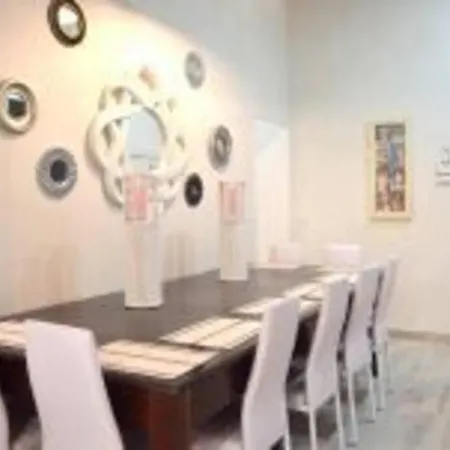 Veedor 19 Dias Y Muchas Noches كاديز